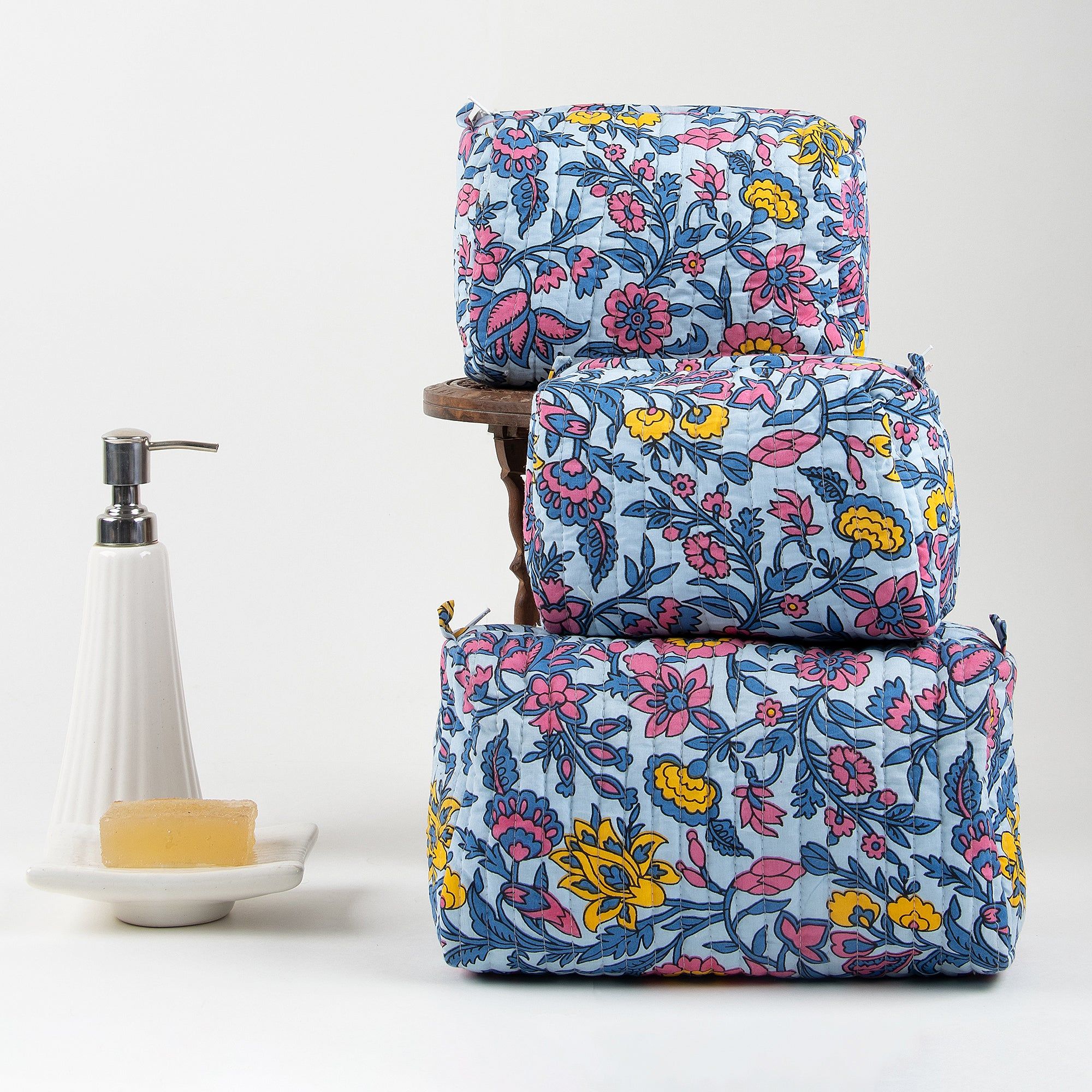 Beautiful Toiletry Bag For Women and Men